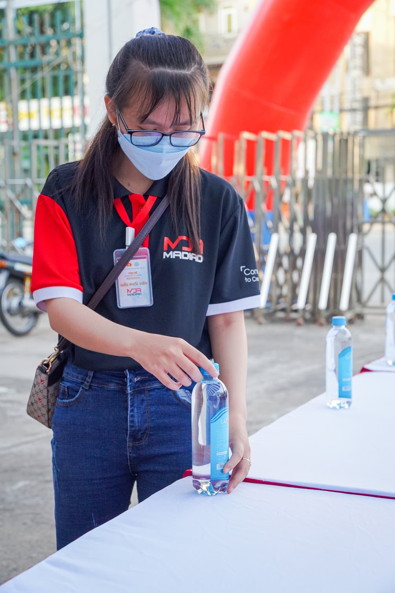 Intern at event